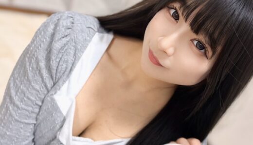【DXLIVE 口コミ】18歳の爆美女が丸見え状態なガチオナを全世界に生配信！パイパンのあそこ引くつかせてイク姿が抜けすぎる