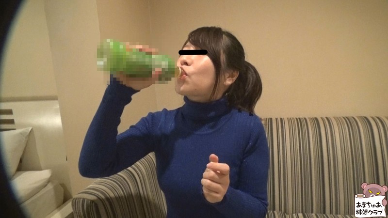 おしっこ我慢女に浣腸注入!おしっこもうんこも全部出て超気持ちいいーーっ!! サンプル画像