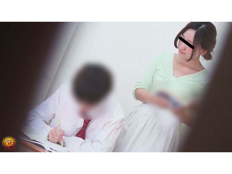 覗撮 女教師のトイレオナニー サンプル動画